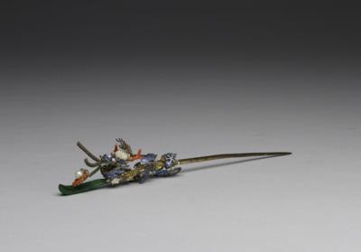 图片[2]-Earpick-hairpin decorated with a gold filigree enameled flying dragon, Qing dynasty, 19th century-China Archive